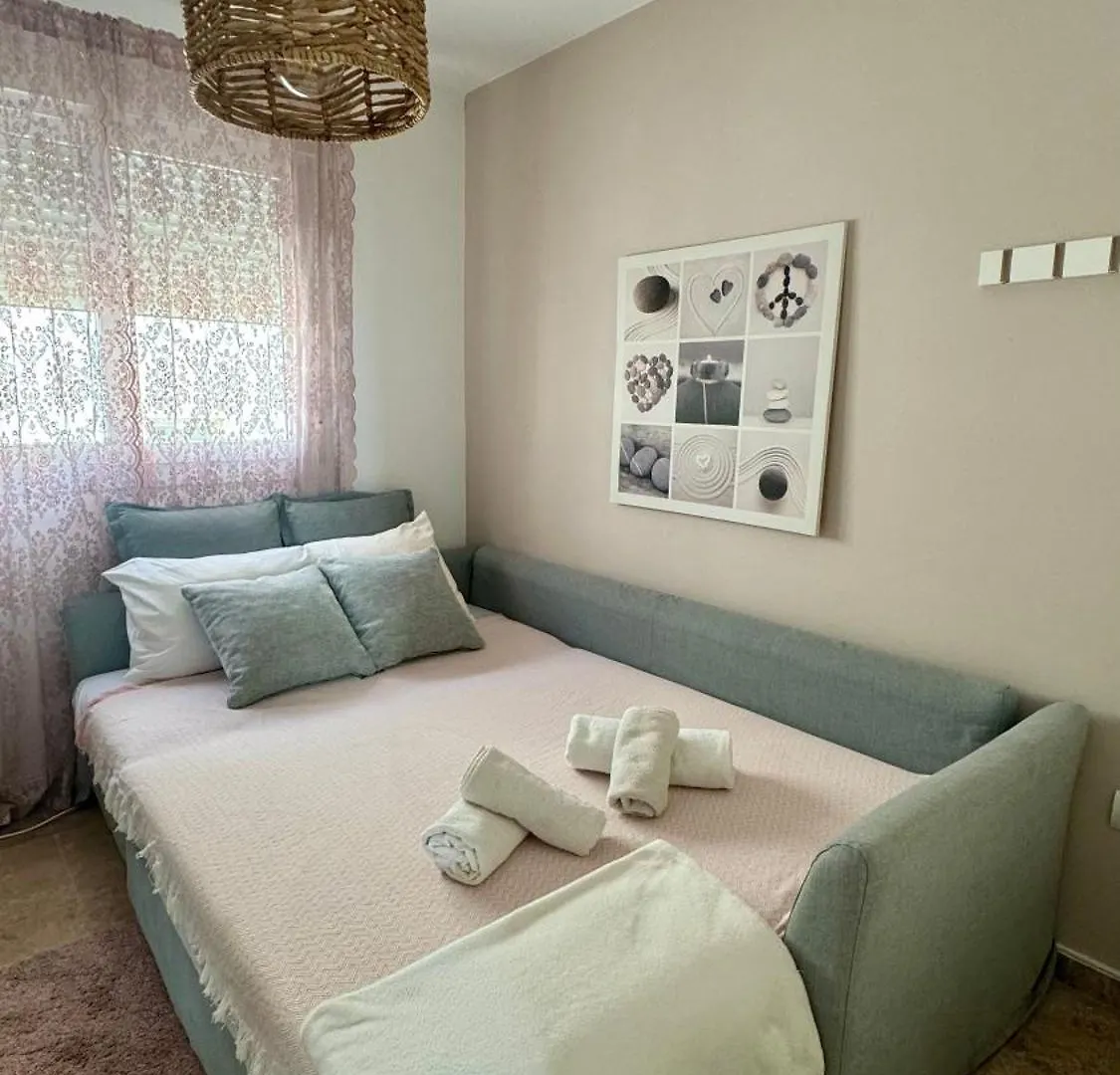Apartment Appartement Vue Mer Pres Du Port Estepona Spain